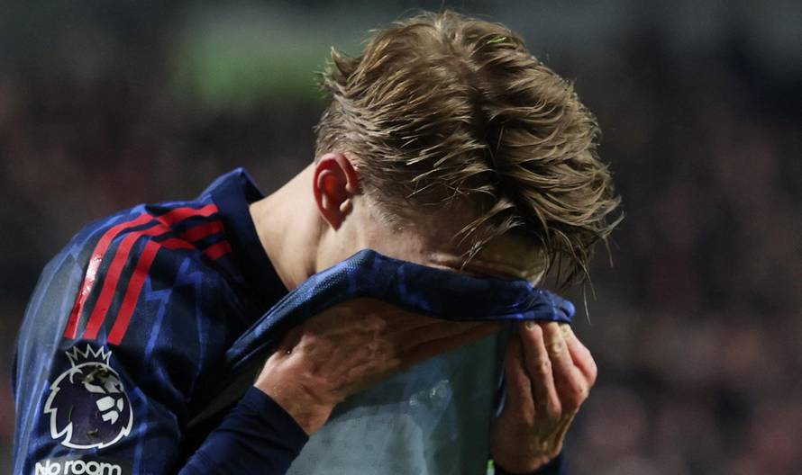 Premier League - Brentford v Arsenal