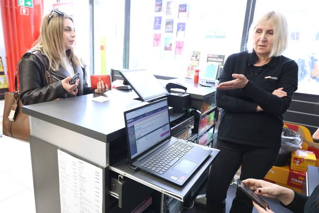 Zagreb: Počela prodaja dodatnih karata za Thompsonov koncert 