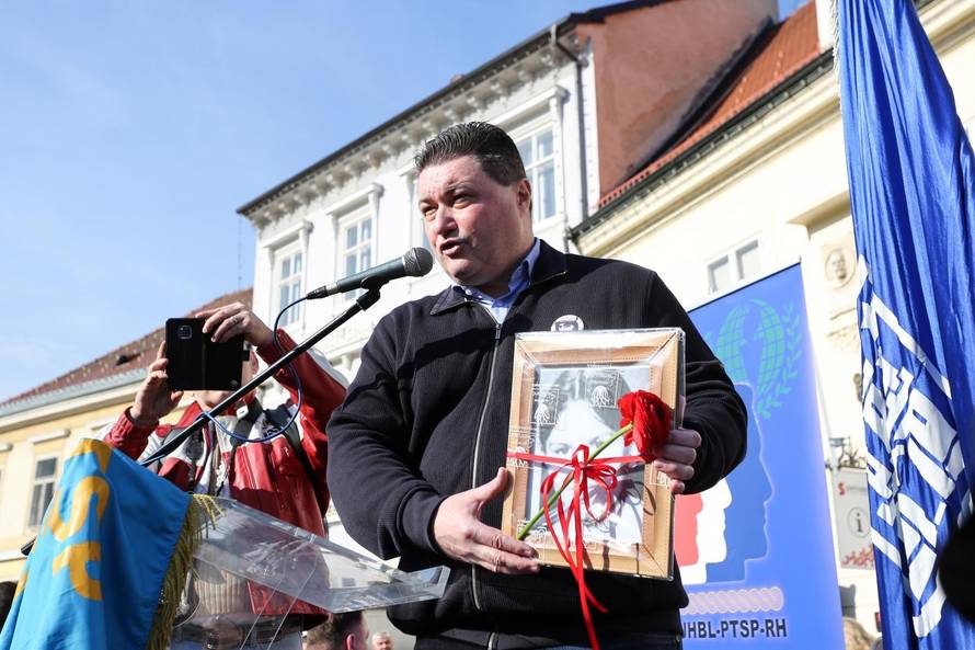 Prosvjed protiv Beljaka: Đuro Glogoški došao s autoradijem
