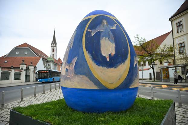 Zagreb: U centru grada postavljene velike pisanice