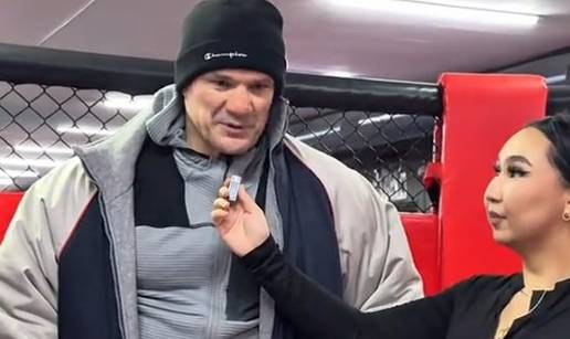 Cro Cop prvi put posjetio zemlju na Dalekom istoku pa najavio: Mo&zcaron;da &cacute;u boksati protiv Fjodora