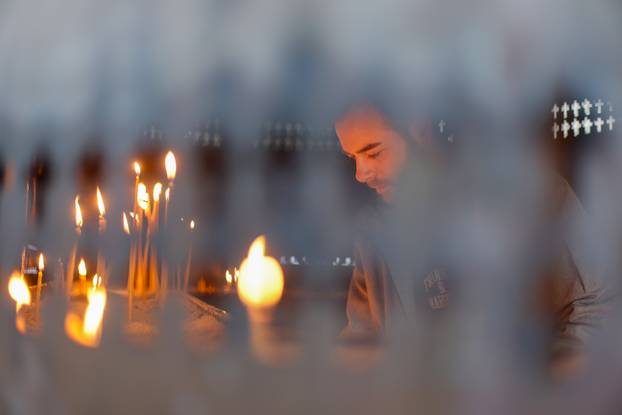 Zagreb: Pravoslavni vjernici na svetoj liturgiji u Sabornom hramu