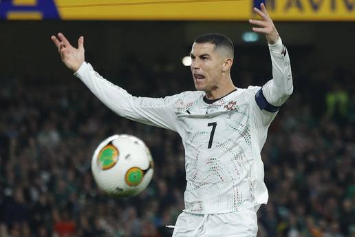 Ronalda će skupo stajati 'žuta minuta'. Zbog crvenog kartona propustit će početak SP-a?!
