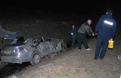 Na autocesti kod Bajakova poginuo u teškoj nesreći