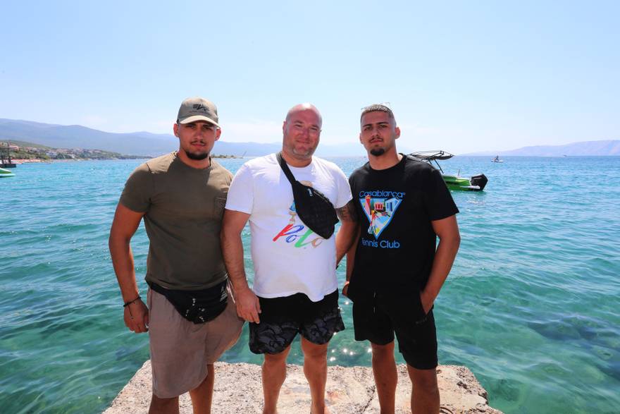 Spasioci Raul &Ccaron;emelji&cacute;, Erik &Ccaron;emelji&cacute; i Kristjan Beri&scaron;a