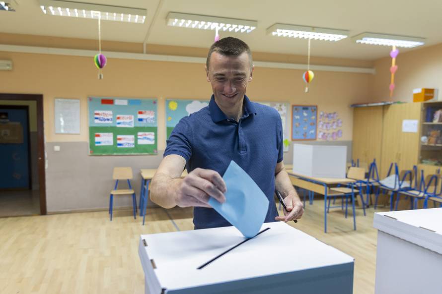 Vukovar:  Ivan Penava glasovao je u drugom krugu lokalnih izbora