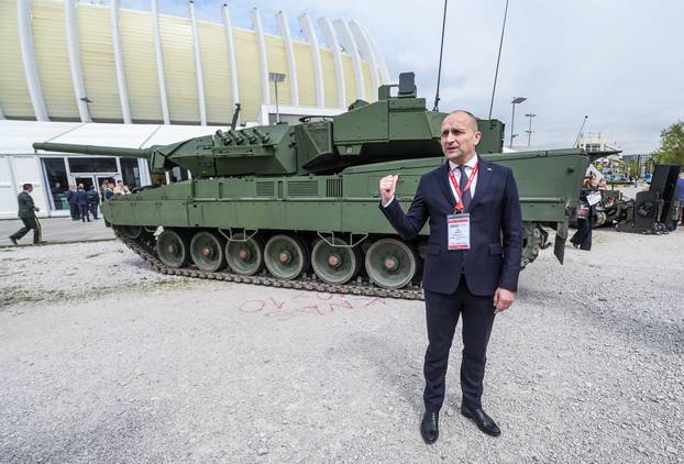 Zagreb: Obilazak Međunarodne izložbe naoružanja i vojne opreme ASDA u Areni zagreb