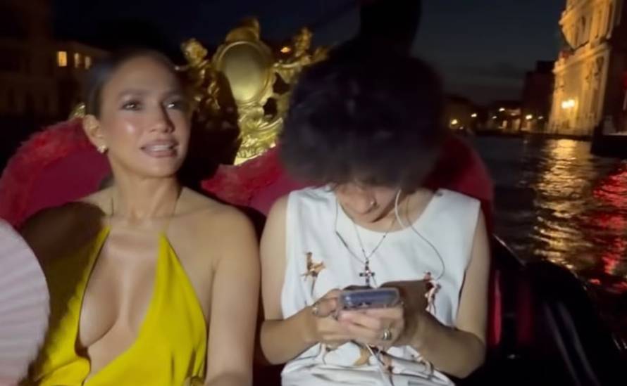 J.Lo je na odmoru s djecom, a svi primijetili jedno: 'Baš tužno'