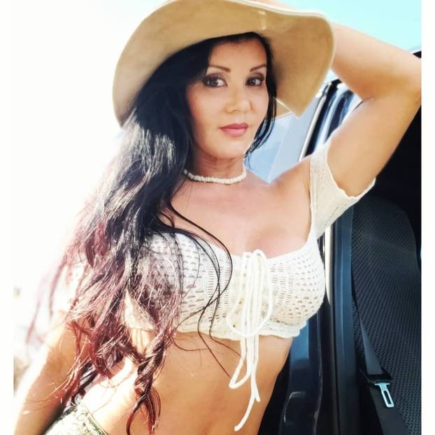 FOTO Borila se s anoreksijom, a sada je fitness zvijezda: 'Ovo je moj trening za savršenu guzu'