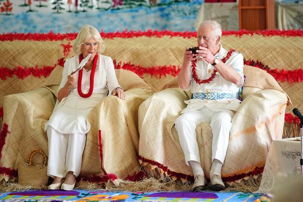 Posjet kraljevskog para Samoi