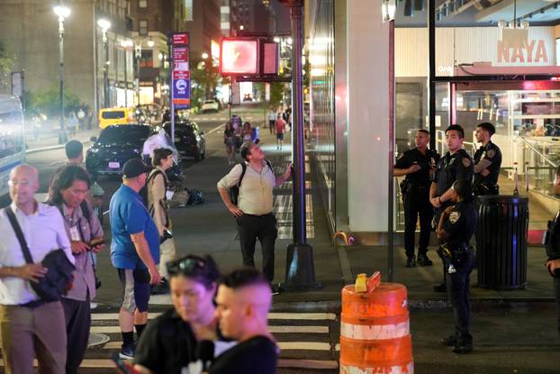 Reported active shooter situation in the Manhattan borough of New York City