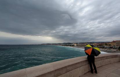 Meteoalarm za cijeli Jadran: 'Čuvajte se, puše olujno jugo'