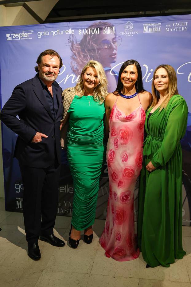 24 sata Zagreb: Modna revija brenda Duchess Snježane Schillinger u Muzeju grada Zagreba