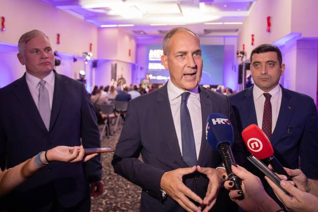 Dubrovnik: Europski zastupnik Stephen Nikola Bartulica organizirao Međunarodnu konferenciju Make Europe Great Again 2025.