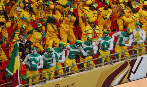 FOTO Na terenu zvijezde, a na tribinama - sjajne koreografije! Evo spektakularnih fotografija