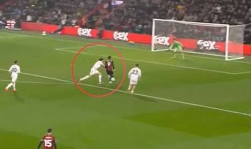 VIDEO Engleski reprezentativac tragi&ccaron;ar Uniteda. Ovo mu nije prvi put, a navija&ccaron;i su bijesni