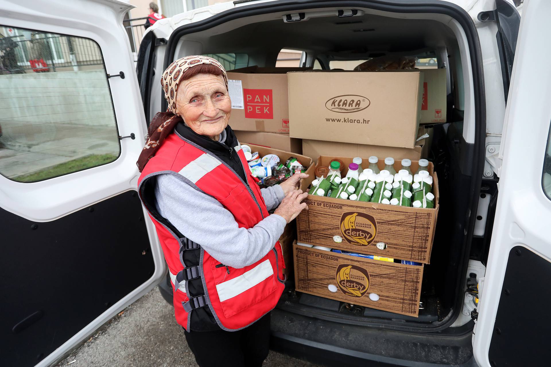 Barica Petanjek (86) svaki dan volontira u Crvenom križu u Dugom Selu,