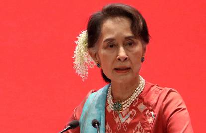Suu Kyi (77) osuđena na novu zatvorsku kaznu uz prisilni rad