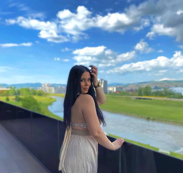 Bosanska novinarka 'privela' i Henryja: Navijam za Hrvatsku i Srbiju. Privatno držim za sebe