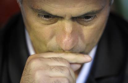 Jose: Benzema i Higuain neće zaigrati zajedno protiv Barce