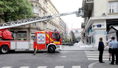Zagreb: Vatrogasci uklanjaju opasne dijelove pročelja u Preradovićevoj