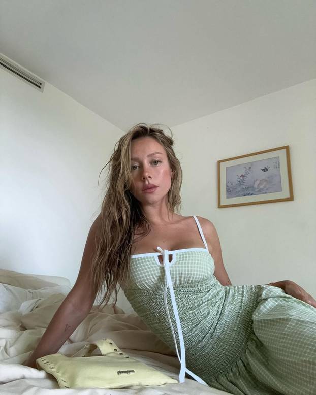 FOTO Od 'Tigrice' do odvjetnice. Ovo su paragvajske i francuske WAGS-ice: Koje su zanosnije?