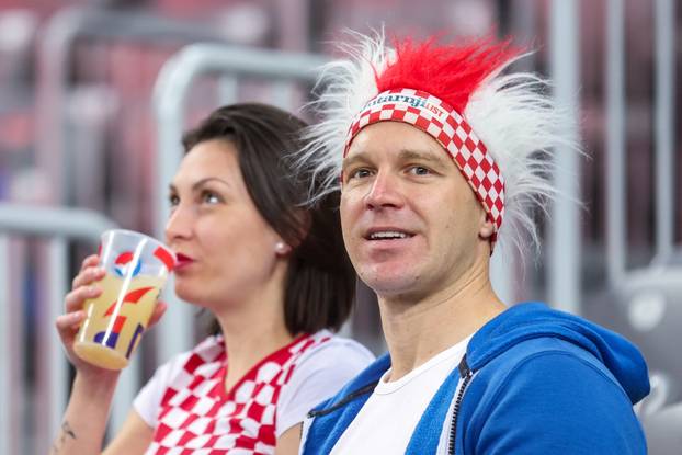 Zagreb: Navijači na susretu Hrvatske i Mađarske na IHF Svjetskom rukometnom prvenstvu 2025. 