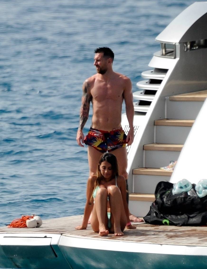 Lionel Messi and wife Antonela Roccuzzo spotted on a yacht in Ibiza