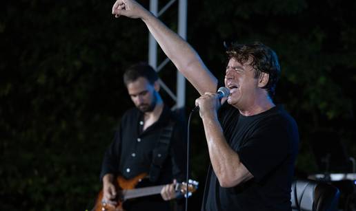 Boris Novković je na gala večeri predstavio novi album 'Zbog nas': 'Nastajao je s puno srca'