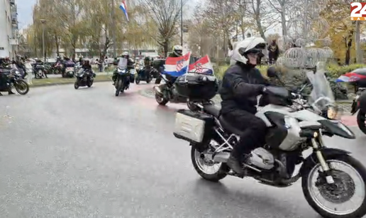 VIDEO Stotine motorista prošlo kroz Slavonski Brod za Vukovar: Razveselili su one najmlađe