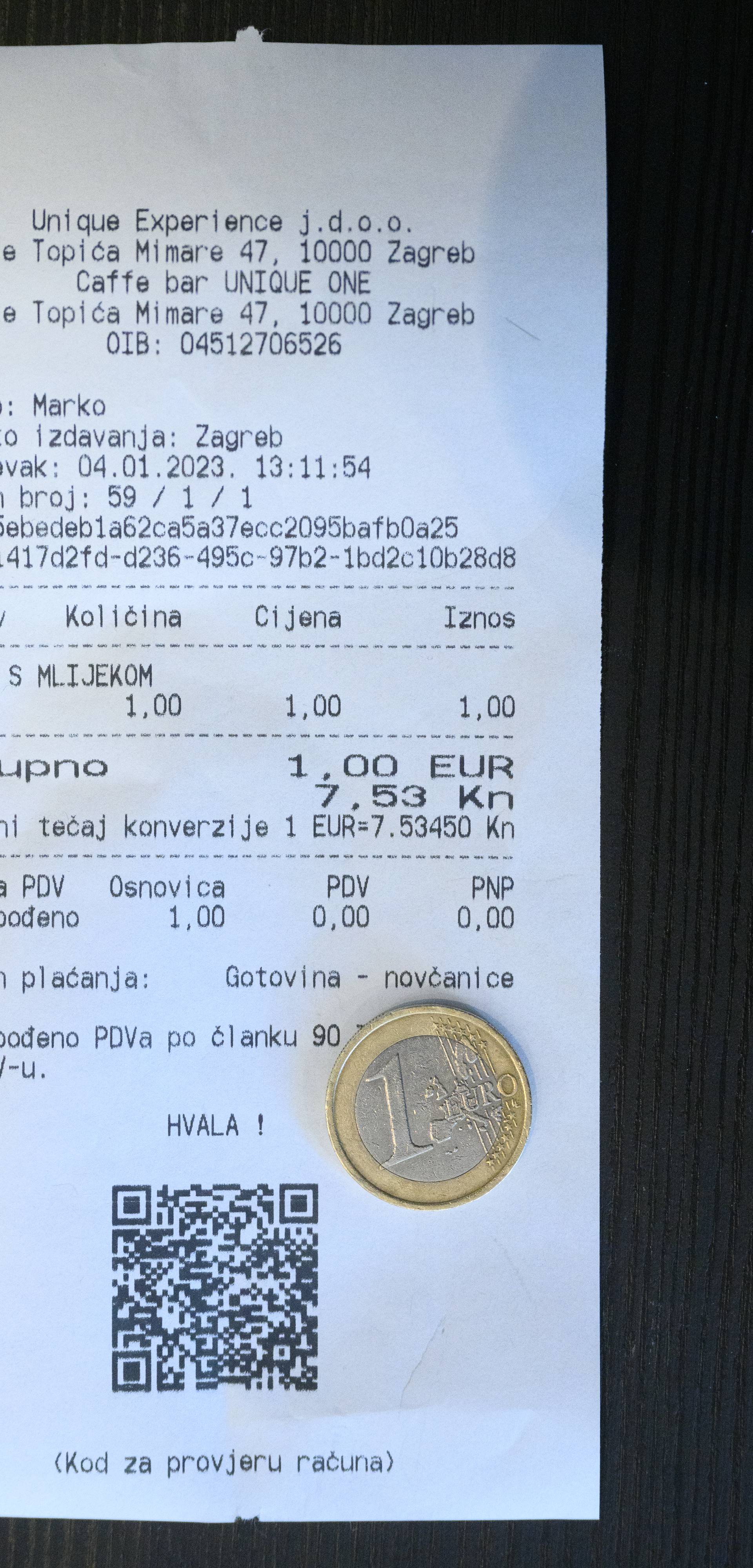 Zagreb: U Caffe baru Unique One kave se prodaju za 1 euro