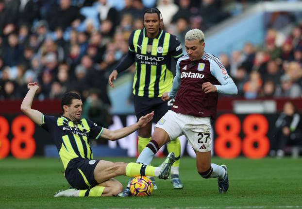 Premier League - Aston Villa v Manchester City