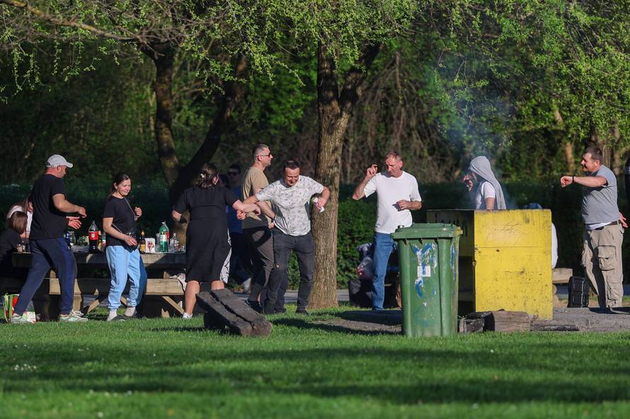 Zagreb: Na Uskrs Jarun privukao veliki broj građana