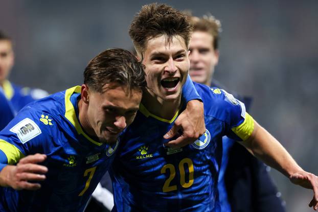 Tuzla: Susret Bosne i Hercegovine i Rumunjske u kvalifikacijama za FIFA Svjetsko prvenstvo