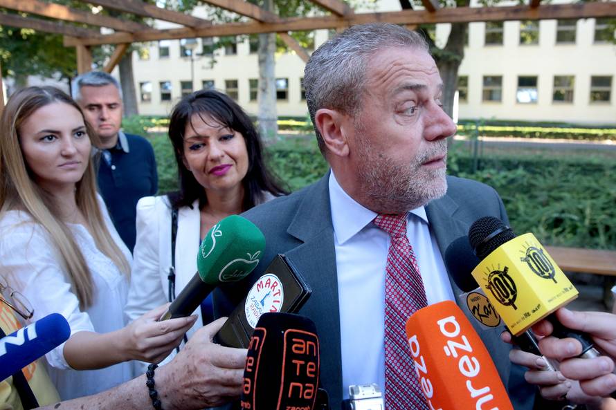 Otvorio park, fontanu i bazen i najavio obnovu još 26 fontana