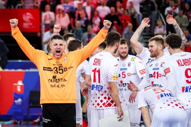 Zagreb: Slavlje rukometaša Hrvatske nakon pobjede nad Mađarskom i prolaska u polufinale Svjetskog prvenstva