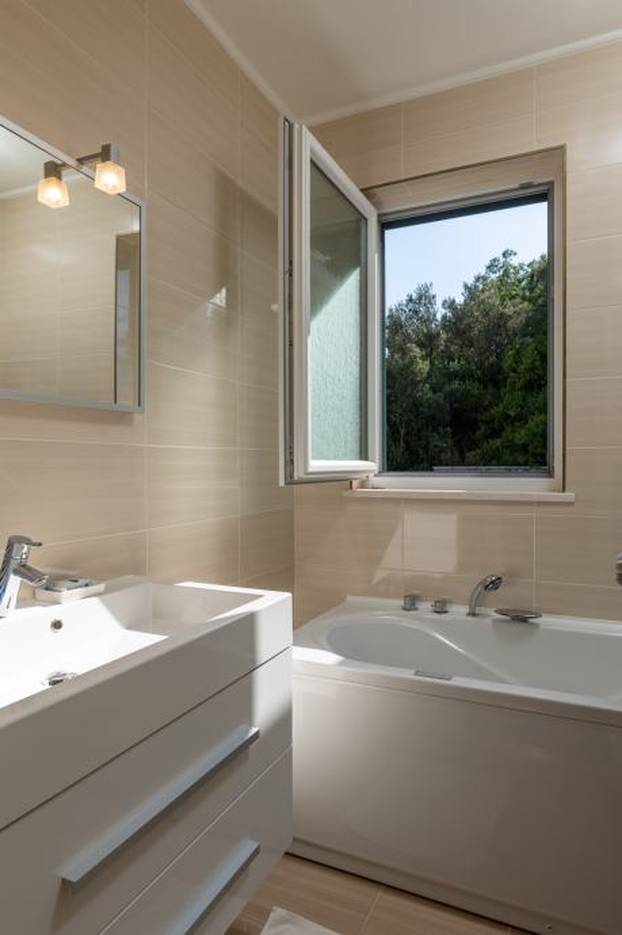 FOTO Raskoš kod Dubrovnika: Prodaju obiteljsku vilu od 400 kvadrata! Traže 3 milijuna eura