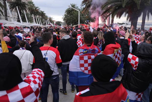 Hrvatski navijači na rivi napravili pravu feštu