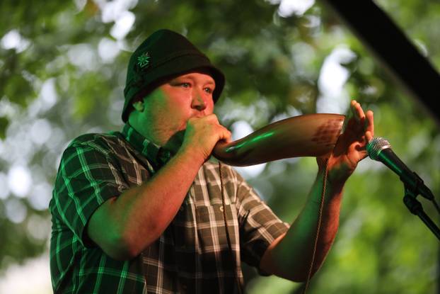 Delnice: 4. Rika fest - Državno prvenstvo u oponašanju rike jelena