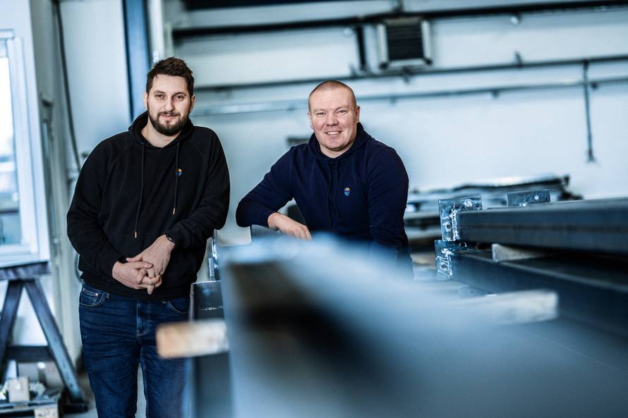 Mislili su da neće moći hodati, a zatim se oporavio i pokrenuo platformu za pomoć drugima