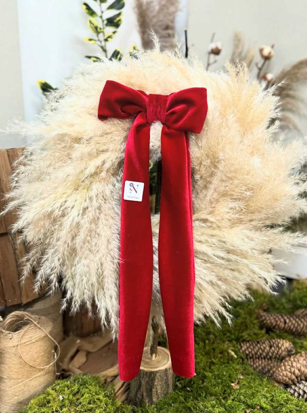 FOTO Domaći kreativci svojim vijencima za vrata stvaraju blagdansku magiju već na ulazu