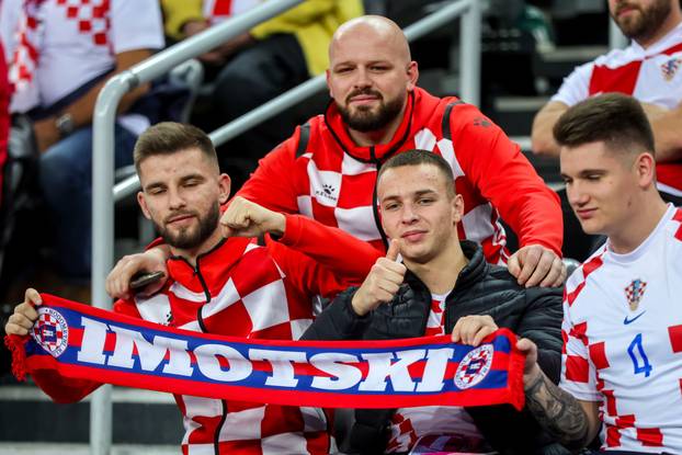 Zagreb: Navijači na susretu Hrvatske i Mađarske na IHF Svjetskom rukometnom prvenstvu 2025.