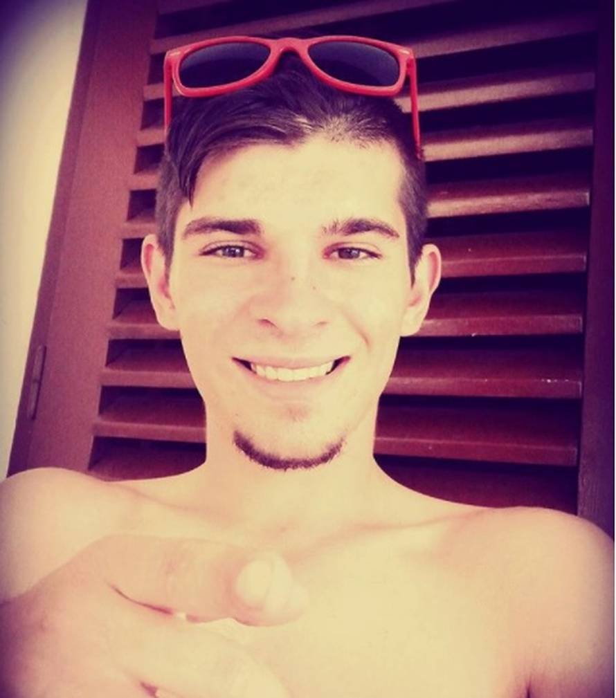 'Bivša djevojka ga je prevarila sa svojim najboljim prijateljem'