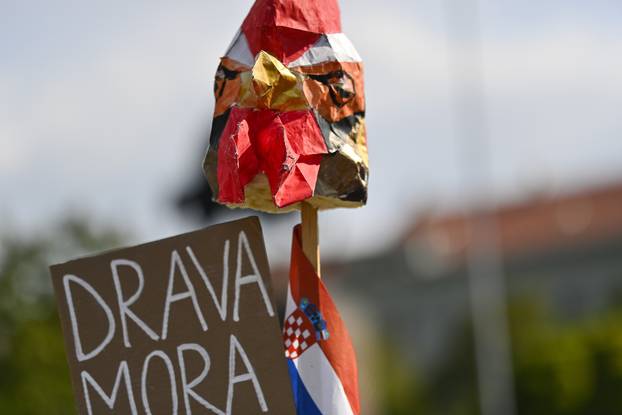 Zagreb: Okupljanje prosvjednika Hodaj za Liku, hodaj za Hrvatsku