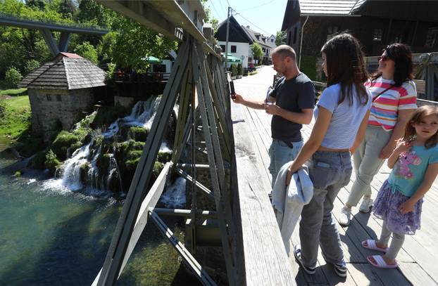 Slunj: Turistička patrola u Rastokama