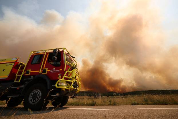 Wildfire near Ponteves in Var department