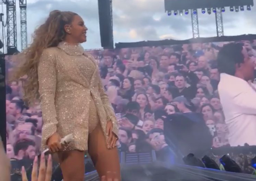 Blue Ivy gledala seksi nastup roditelja: 'Dosta, molim vas!'