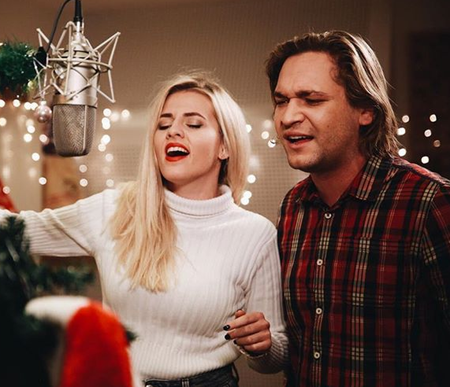 Vjeko i Lovro zapjevali šansonu, a Barbara otkrila: Eni će uskoro roditi. Požurite s komentarima!