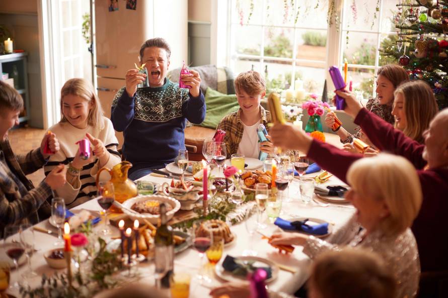 Jamie Oliver: Brzi božićni recepti; Blagdanska čarolija poznatog britanskog kuhara