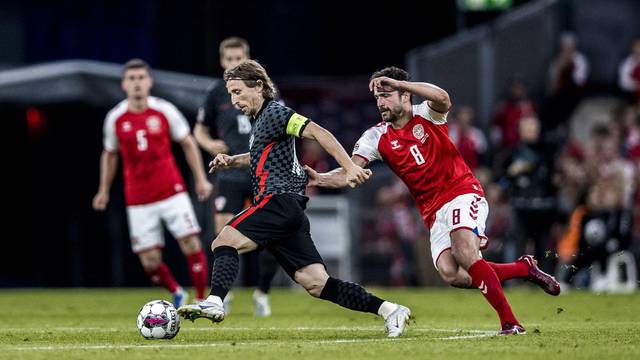 Kopenhagen: Hrvatska ubilježila prvu pobjedu u Ligi nacija, 'Vatreni' svladali Dansku 1:0 pogotkom Pašalića